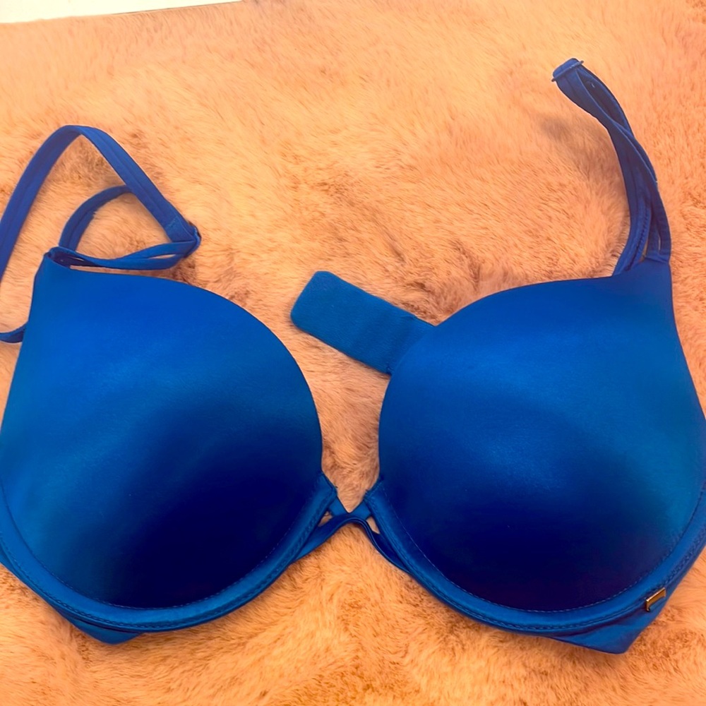 VICTORIA'S SECRET Very sexy push-up bra with adjustable strap